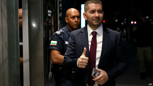 Слави Василев с откровено признание за неправилното паркиране