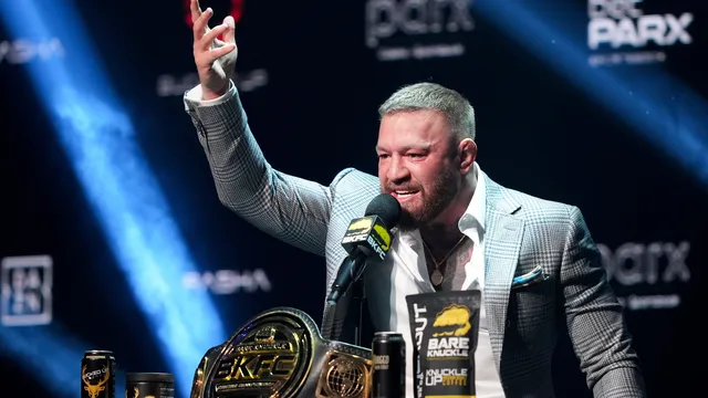 Конър Макгрегър се завръща в UFC