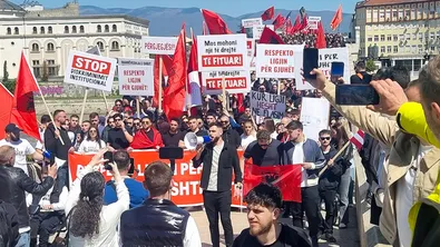 Албанските студенти в Северна Македония на пореден протест