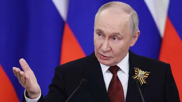 Естония: Путин е изправен пред "много труден избор" в Украйна