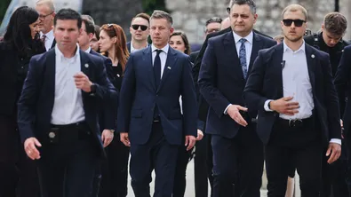 Унгарски премиер Петер Мадяр избра Полша за първа визита в чужбина