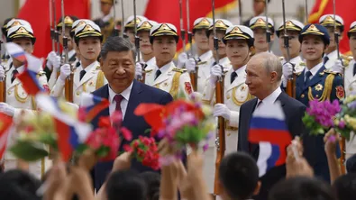 Си Дзинпин пред Путин: Пекин и Москва трябва да си помагат