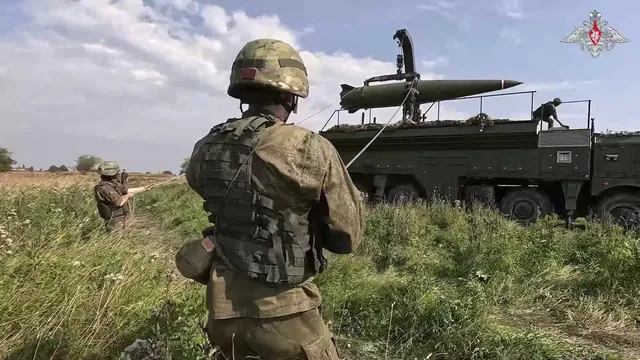 Русия сложи ядрена бойна глава на ракета "Искандер-М" във военно учение