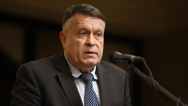 Министър Георги Вълчев на 24 май: В свят на дигитален шум образованието пази човечността
