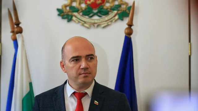 Илин Димитров: Наводненията вече удрят туризма, има откази от резервации