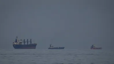 Експлозия на танкер край бреговете на Оман