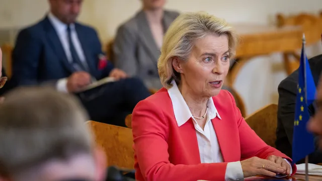 Фон дер Лайен обвини Русия в опит за дестабилизация на ЕС