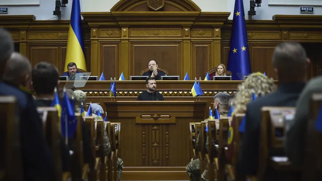 Украйна ратифицира споразумение с ЕС за заем от 90 млрд. евро