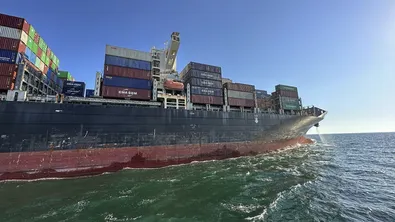 Двама ранени след атака с дронове по кораб в Черно море
