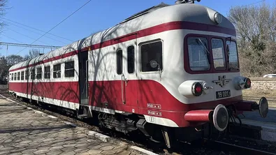 Назад във времето: Ретро мотриса ще вози пътници между София и Банкя