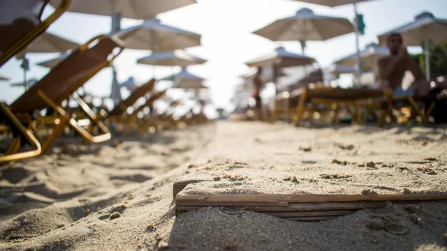 Колко ще ни струва чадърът на плажа тази година?