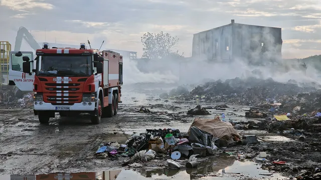 Каква е причината за огромния пожар в Стара Загора