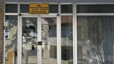 Удължиха ареста на младежа, нападнал с лопата кмет в Монтанско