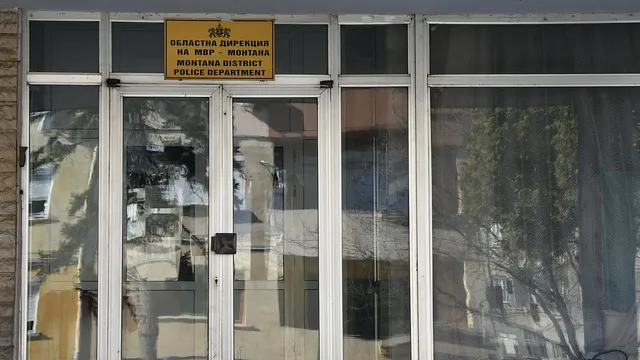 Удължиха ареста на младежа, нападнал с лопата кмет в Монтанско