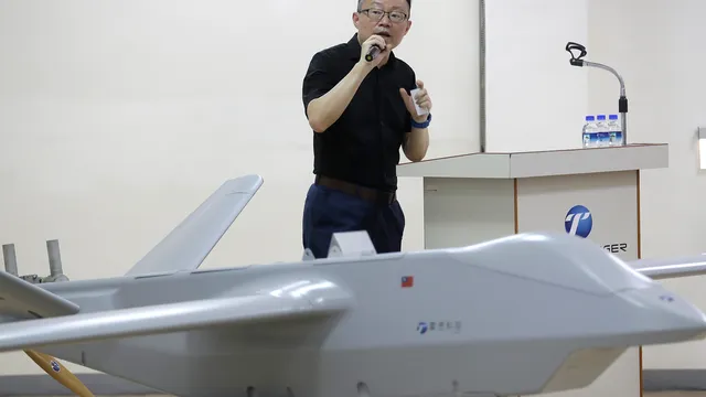 Рояци от дронове и ракети - стратегията на Тайван срещу Китай