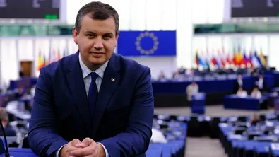 Президентът на Румъния номинира евродепутата Еуджен Томак за премиер