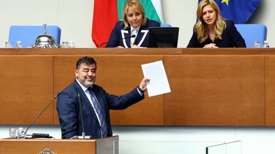 "Продължаваме промяната": Искат да обвинят Благомир Коцев за казуса "Баба Алино"