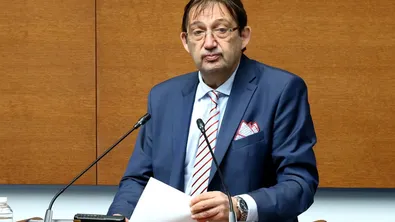 Иван Шишков заподозря схема около затварянето на участък от АМ "Струма"