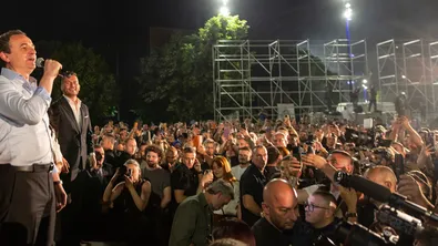 Партията на Албин Курти печели изборите в Косово