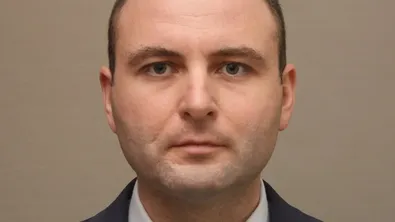 Официално: Кабинетът представи новия търговски управител на „Лукойл“