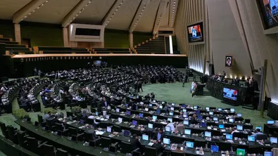 Иран: Преговорите със САЩ са част от войната