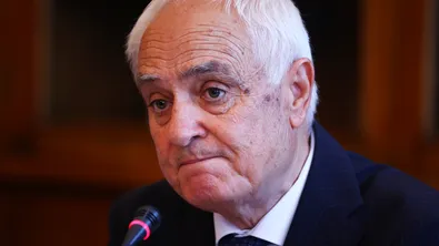 Атанас Запрянов разкри, че единият договор с фалшива гаранция е на самия Димитър Стоянов