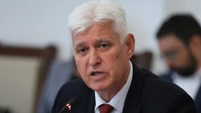 Димитър Стоянов: Спираме предоставянето на въоръжение на Украйна, но не и продажбата