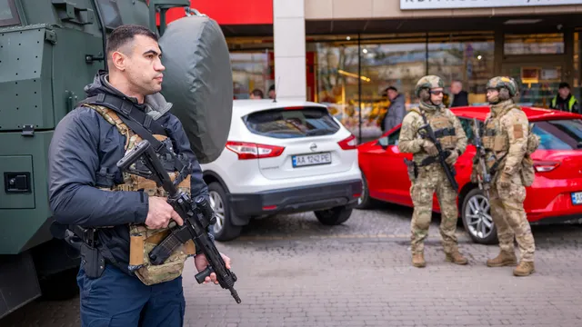 Украйна: Русия вербува млади украинки за нападения срещу военни