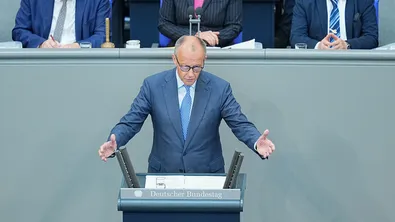 "Нов европейски дълг не е решение": Мерц отново вдигна мерника на Макрон