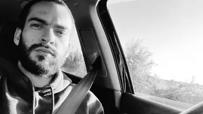 25-годишен моторист загина при челен удар с автомобил