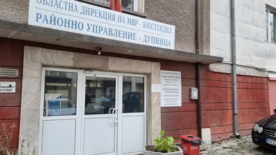 Над 20 коли осъмнаха със срязани гуми в Дупница