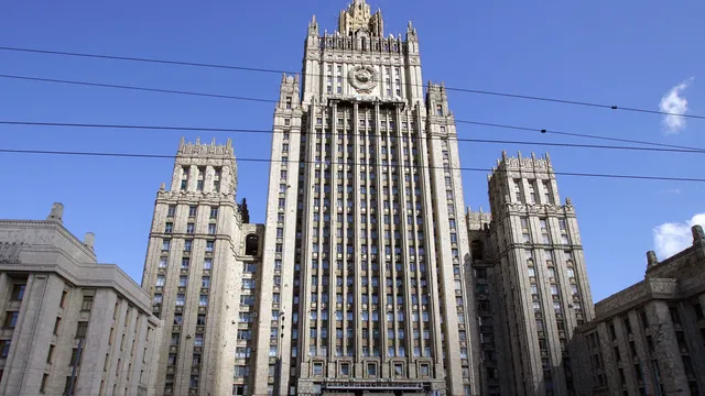 Русия обвини Париж, Лондон и Берлин в „разрушителна политика“ на среща с посланиците им