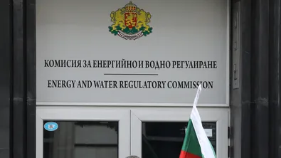 Токът, парното и топлата вода поскъпват от 1 юли - КЕВР решава за новите цени