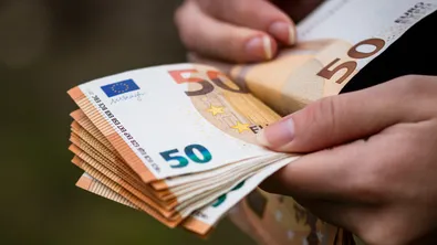 Край на хаоса с бързите заеми в Северна Македония: Подготвят се строги законови промени за финансовите дружества