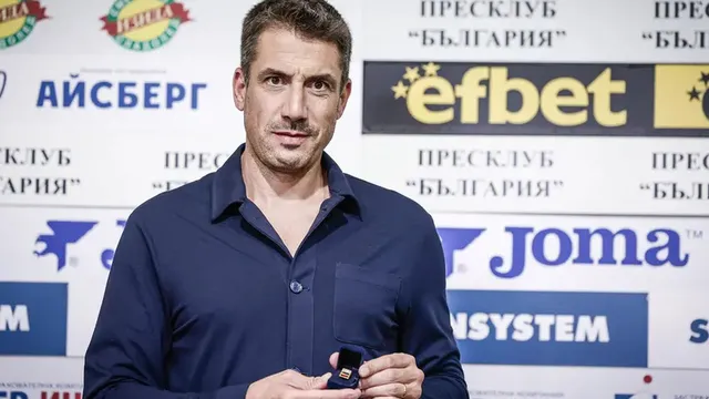 Веласкес получи награда и каза дали остава в Левски