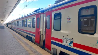 Въпреки войната: Директният влак между Варна и Киев тръгва отново
