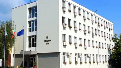 Отмениха отстраняването на кмета на Лом