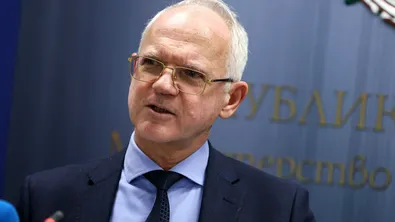 Синдикатите и бизнесът се скараха за осигуровките