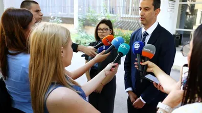 Нови подробности за гонката и опит за отвличане на дете в София: Рецидивистът заплашвал шофьори с „кози крак“