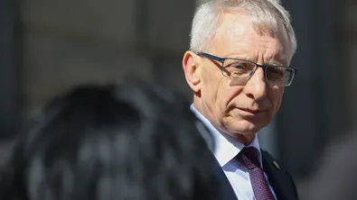 Денков към Радев: Тръгна по пътя на Орбан, a цената ще платим всички