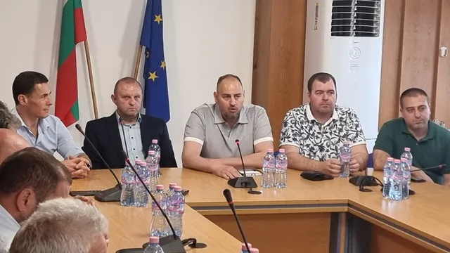 "Прогресивна България" готви Закон за кооперирането в земеделието