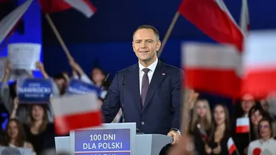 Послки министър: Навроцки нанесе удар по международния авторитет на Полша