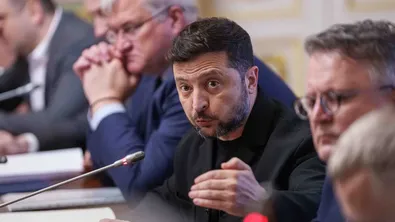 Зеленски настоя Лукашенко да предприеме реални стъпки към деескалация