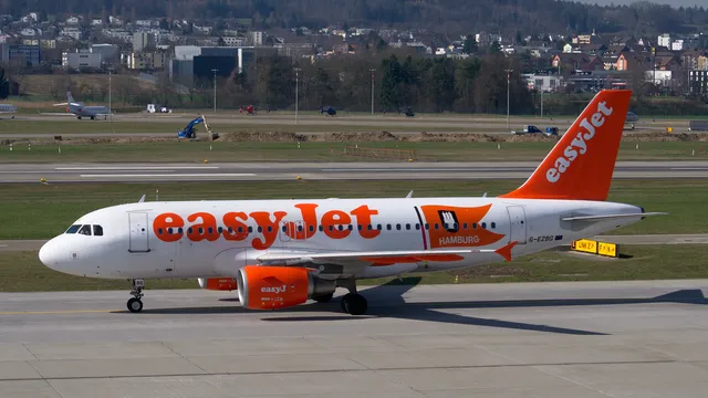 Американска компания вади над $6 млрд. за easyJet