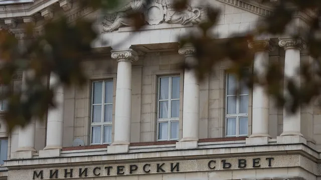 Тристранният съвет обсъжда промени в майчинството и правата на работещите