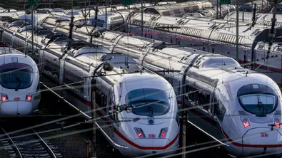 Влаковете в цяла Германия временно спряха