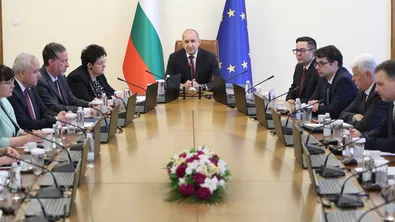 Радев: В 16 часа днес ще бъде представен Бюджет 2026 - дефицитът ще бъде над 3% (ВИДЕО)