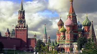 Украинските удари поставят под въпрос провеждането на избори в Русия