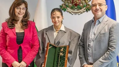 След триумфа на „Евровизия“: DARA с нова мисия за България