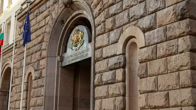 „Маркет Линкс“: Има спад на доверието и в кабинета, и в Радев